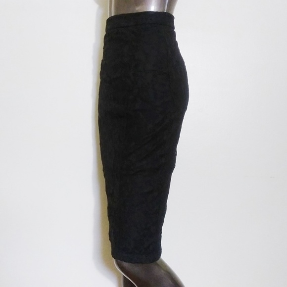 Nikibiki Lace Skirt - Picture 2 of 7